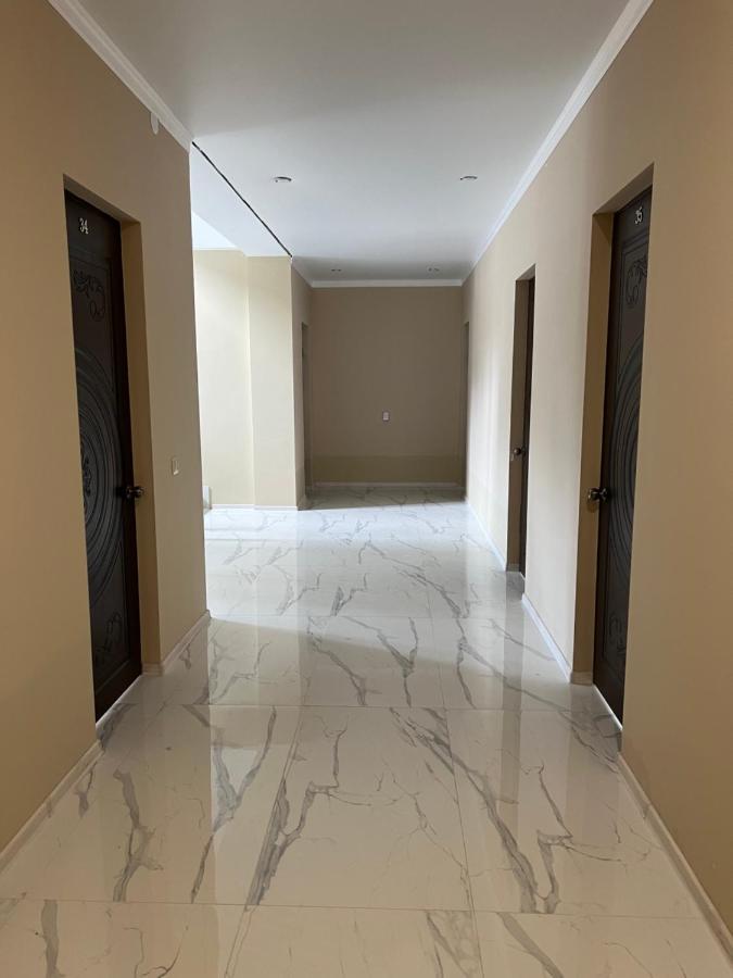 Hotel Golden 가그라 외부 사진